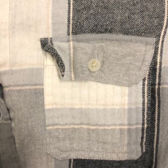 NWOT Universal Threads Flannel Button Down - Picture 2 of 3
